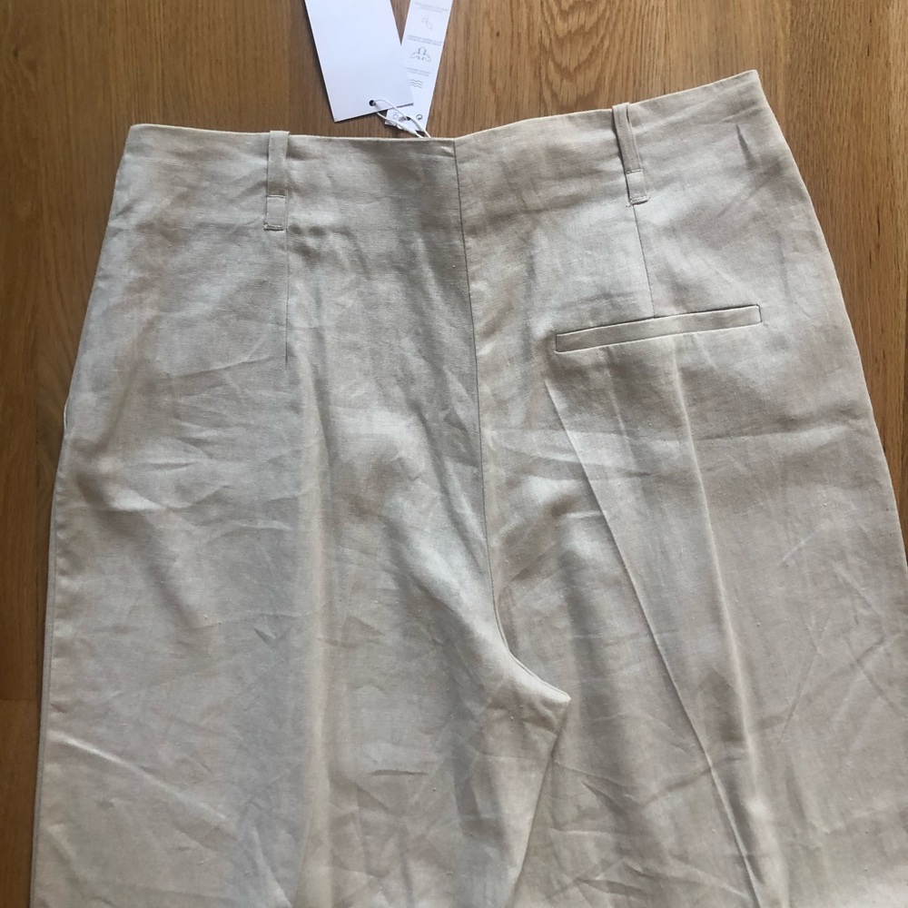 BNWT Bershka Beige Wide Leg Pants. Size 10. - Picture 10 of 10